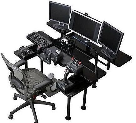 售價四千的超級游戲玩家“堡壘”電腦桌 重新定義計算機體驗